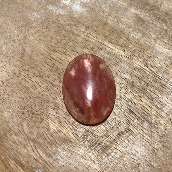 Red Smelting Quartz Cabochon Stone - Picture 3 of 9